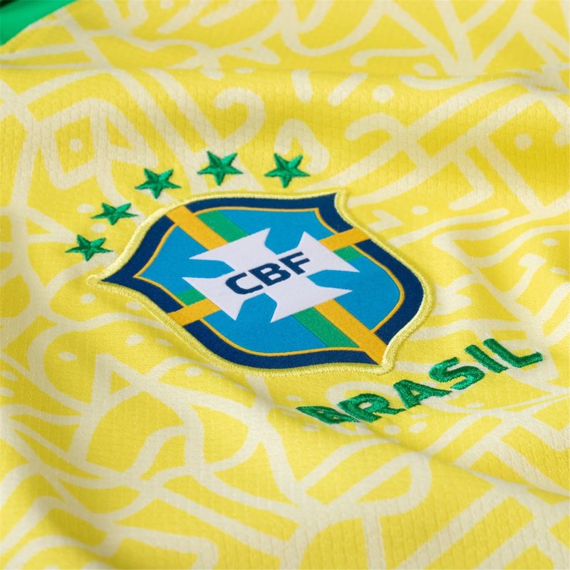 24/25 Brazil Home Jersey Crest