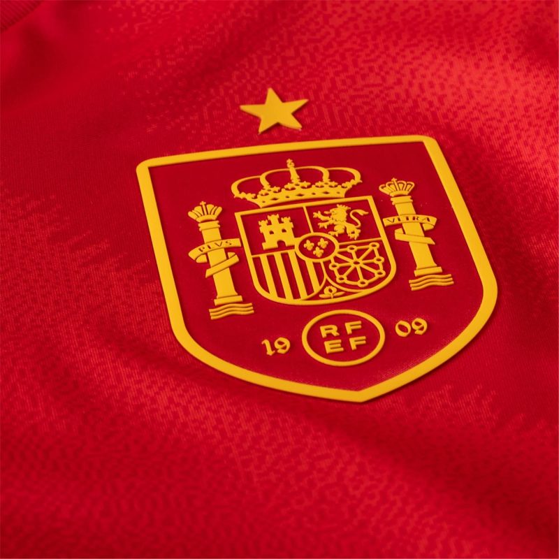 24/25 Spain Home Jersey Crest