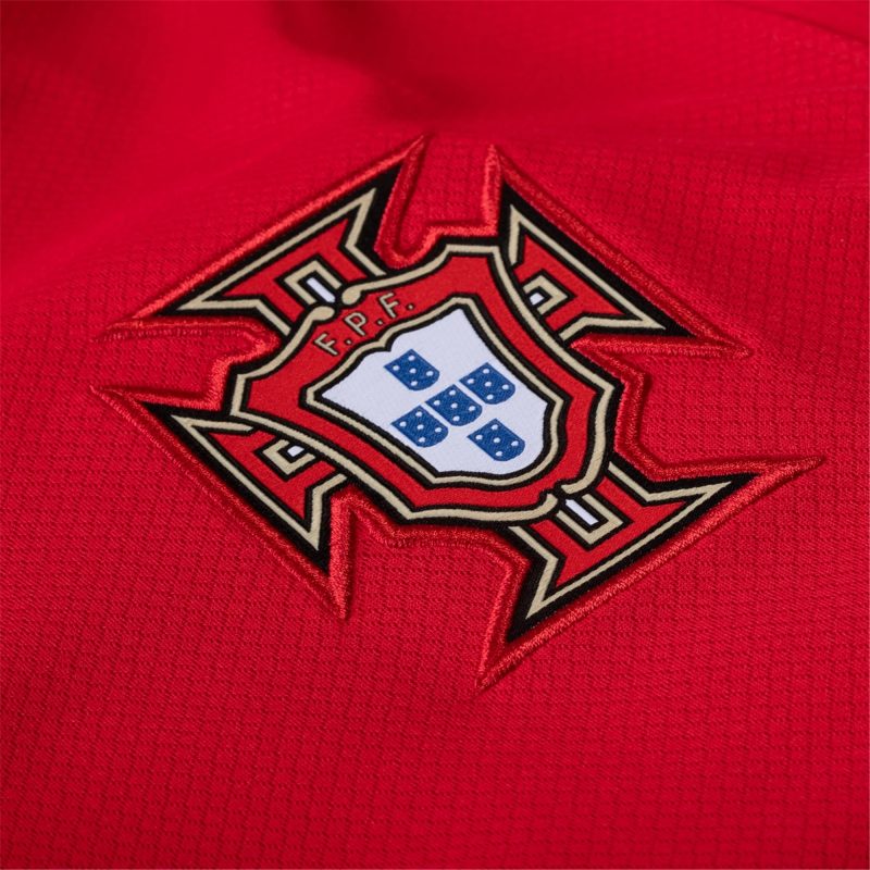 24/25 Portugal Home Jersey Crest