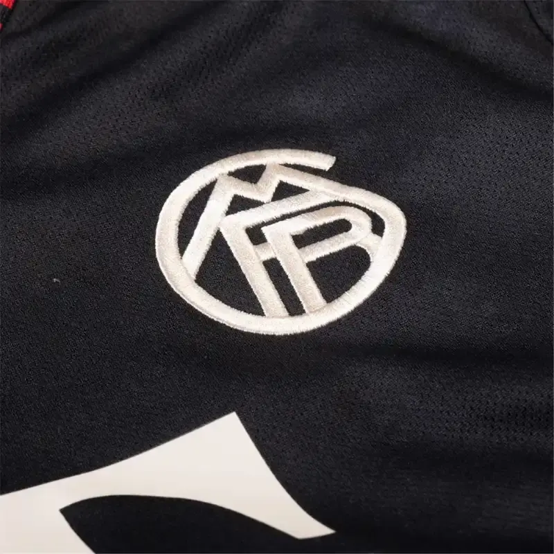 25/26 Bayern Munich Champions League Jersey Crest